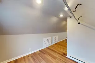 29 Gibbons Ave, Warwick, RI 02889 - Photo 17