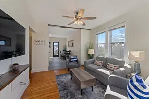 15 Narragansett Ave, Newport, RI 02840 - Photo 3