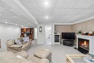 4 Melrose Dr, Coventry, RI 02816 - Photo 29