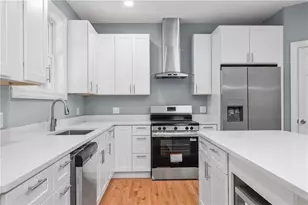 111 Cider Mill Rd Rd, North Smithfield, RI 02895 - Photo 3