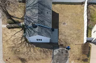 69 W View Ave, Cranston, RI 02920 - Photo 31