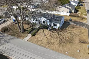 69 W View Ave, Cranston, RI 02920 - Photo 35