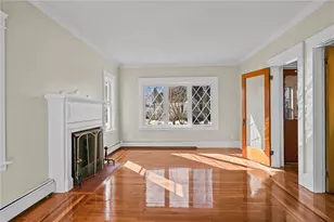 153 Ferncrest Ave, Cranston, RI 02905 - Photo 3