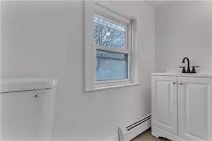 115 Campbell Ave, East Providence, RI 02916 - Photo 21