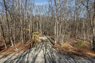 172 Pine Swamp Rd, Cumberland, RI 02864 - Photo 9