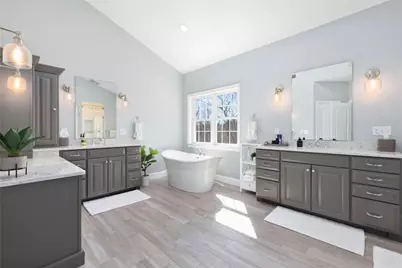 25 Hoyer Court, East Greenwich, RI 02818 - Photo 33