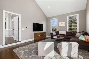 25 Hoyer Ct, East Greenwich, RI 02818 - Photo 13