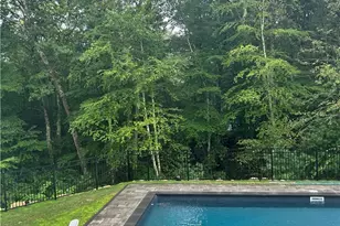 25 Hoyer Ct, East Greenwich, RI 02818 - Photo 15