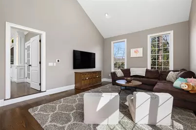 25 Hoyer Court, East Greenwich, RI 02818 - Photo 17