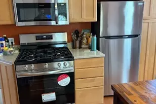 4 Mansfield St, Providence, RI 02908 - Photo 3