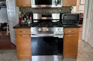 4 Mansfield St, Providence, RI 02908 - Photo 5