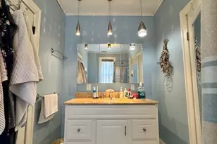 4 Mansfield St, Providence, RI 02908 - Photo 11