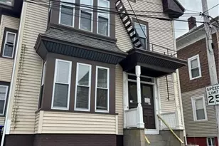 4 Mansfield St, Providence, RI 02908 - Photo 25