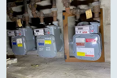 79 West Cole Street, Pawtucket, RI 02860 - Photo 17