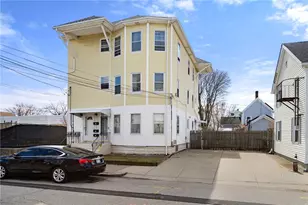 79 W Cole St, Pawtucket, RI 02860 - Photo 1