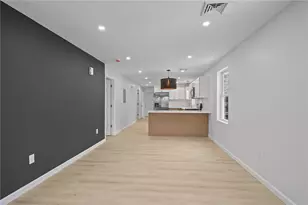 19 Newbury St, Providence, RI 02904 - Photo 29