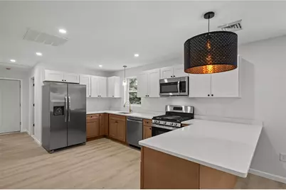 19 Newbury Street, Providence, RI 02904 - Photo 33