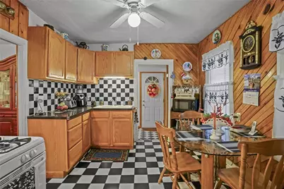 172 Ivy Street, East Providence, RI 02914 - Photo 15