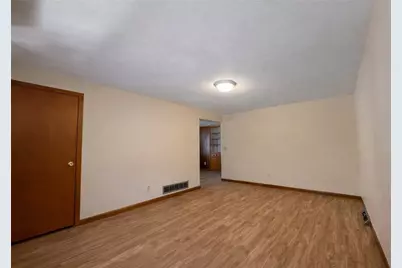 87 Pinehurst Avenue, Providence, RI 02908 - Photo 3