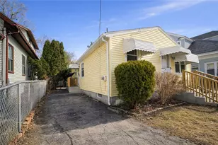 87 Pinehurst Ave, Providence, RI 02908 - Photo 13