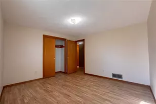 87 Pinehurst Ave, Providence, RI 02908 - Photo 11