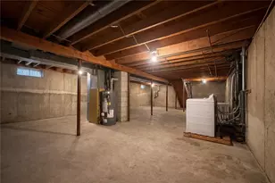 87 Pinehurst Ave, Providence, RI 02908 - Photo 9