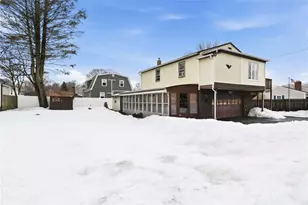 17 Bellaire Ave, West Warwick, RI 02893 - Photo 3