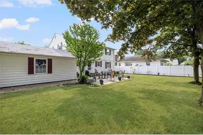 3 Redwood Drive, North Providence, RI 02911 - Photo 9