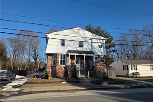 2226 Cranston St, Cranston, RI 02920 - Photo 1