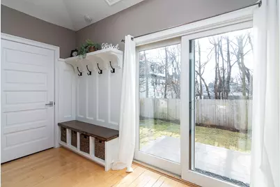 15 Humboldt Avenue, Providence, RI 02906 - Photo 23