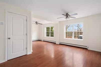 52 Lincoln Street, Smithfield, RI 02917 - Photo 9