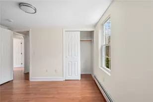 52 Lincoln St, Smithfield, RI 02917 - Photo 19