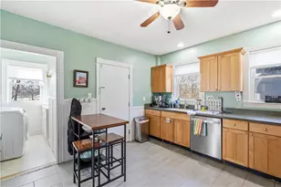 19 Carrington Ave, Providence, RI 02906 - Photo 23