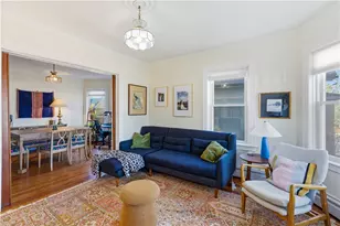 19 Carrington Ave, Providence, RI 02906 - Photo 9