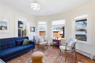 19 Carrington Ave, Providence, RI 02906 - Photo 7