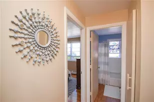 70 Carroll Ave, Newport, RI 02840 - Photo 9