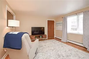 70 Carroll Ave, Newport, RI 02840 - Photo 21