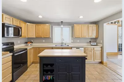 404 South Christopher Avenue, Tiverton, RI 02878 - Photo 13