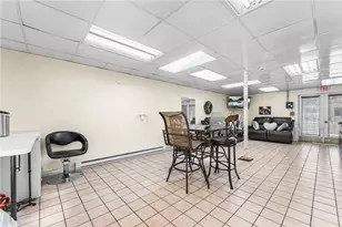 1605 Main St, West Warwick, RI 02893 - Photo 21