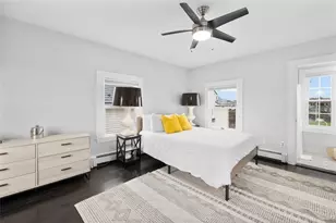 28 Weaver Ave, Newport, RI 02840 - Photo 15