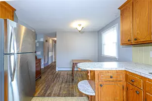 25 Watson Dr, Portsmouth, RI 02871 - Photo 3