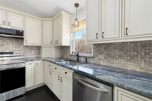 175 Hope Furnace Rd, Scituate, RI 02831 - Photo 21