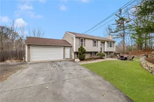 175 Hope Furnace Rd, Scituate, RI 02831 - Photo 11