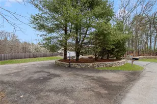 175 Hope Furnace Rd, Scituate, RI 02831 - Photo 17