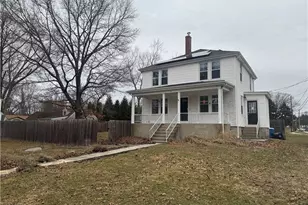 60 Highland Ave, Cumberland, RI 02864 - Photo 1