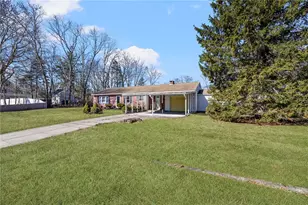 61 High View Dr, Cranston, RI 02921 - Photo 7