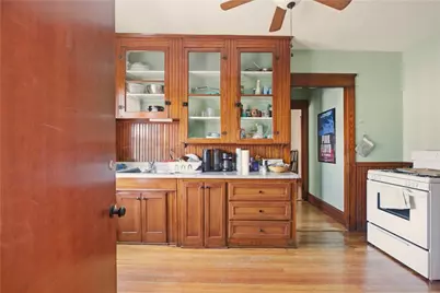 982 York Avenue, Pawtucket, RI 02861 - Photo 17