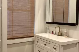 32 E Bowery St, Newport, RI 02840 - Photo 9