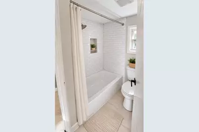 40 Bourne Street #Rear, Bristol, RI 02809 - Photo 3