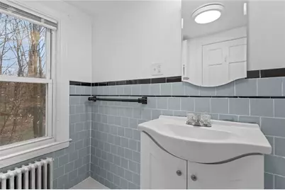 9 Country Parkway, North Providence, RI 02911 - Photo 29